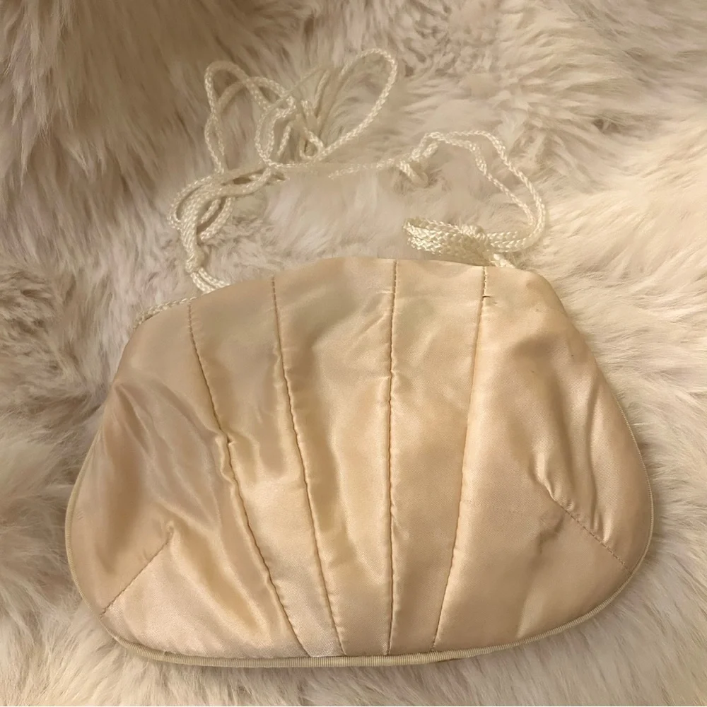 Vintage MCM Champagne Evening Bag Classic Scalloped Satin Clutch Strap Formal